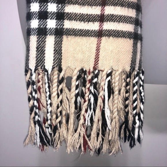 Nova Check Fringe Scarf - Picture 4 of 4